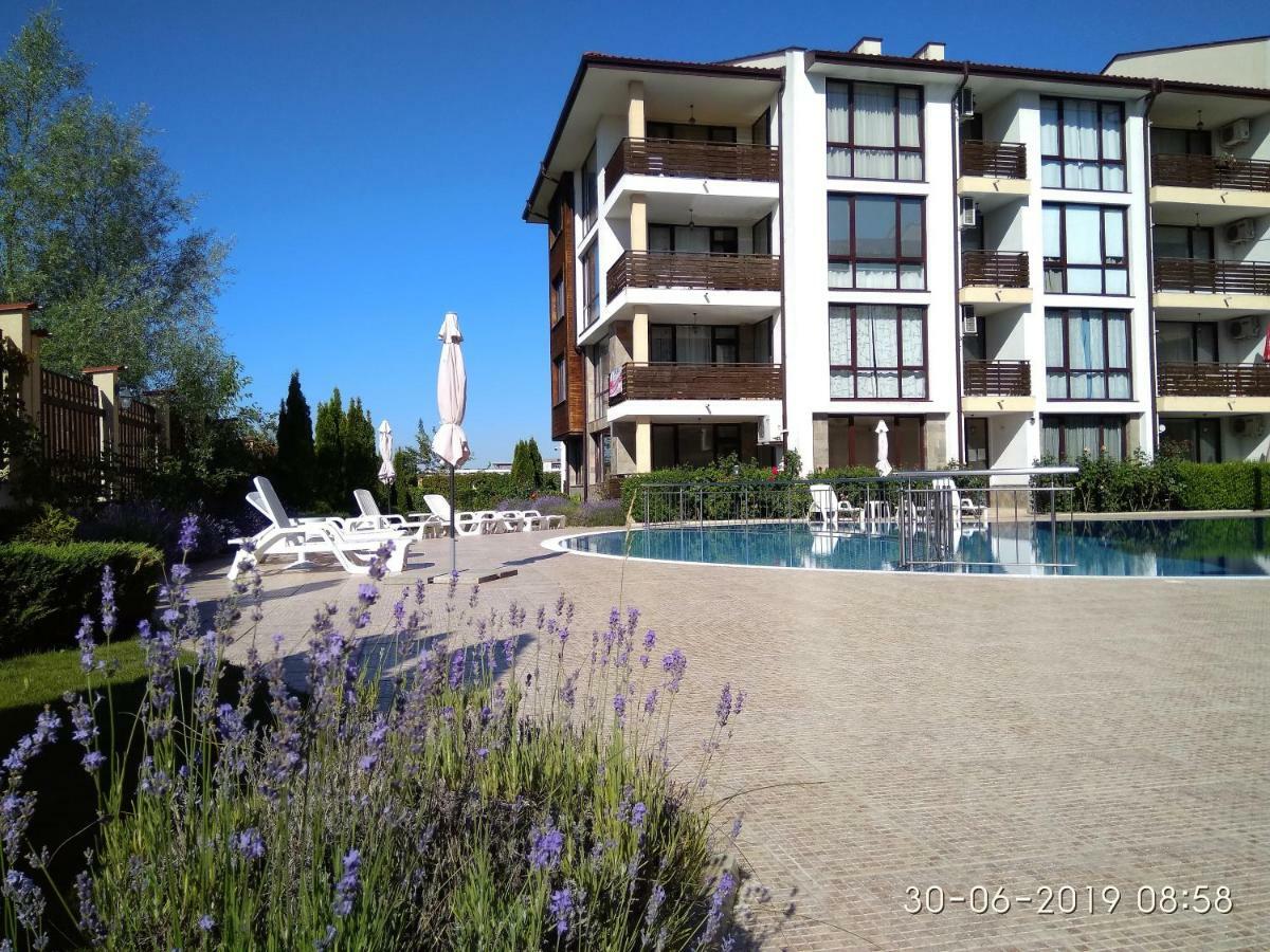 Baratero Mar Nero Apartments Равда Экстерьер фото